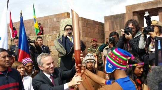 The torch is passed towards Santiago. Photo: Santiago2014