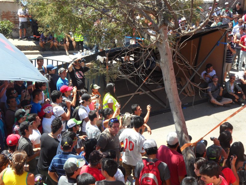 Crowd below Plaza Bismarck. Photo: Daniel Boyle