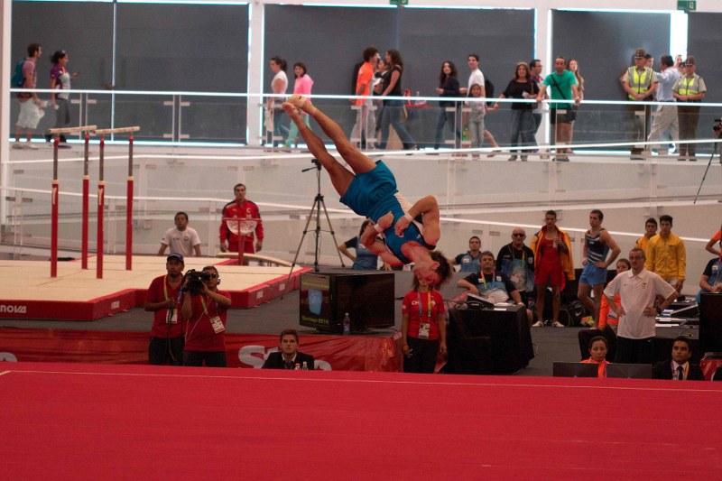 Tomás González during his gold medal routine. Photo: Vasilios Devletoglou